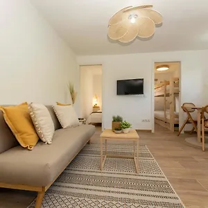 apartamento-de-dos-dormitorios-en-casco-historico.1costadelsol.com/